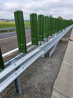 Montáž clon proti oslnění na dálnici D35